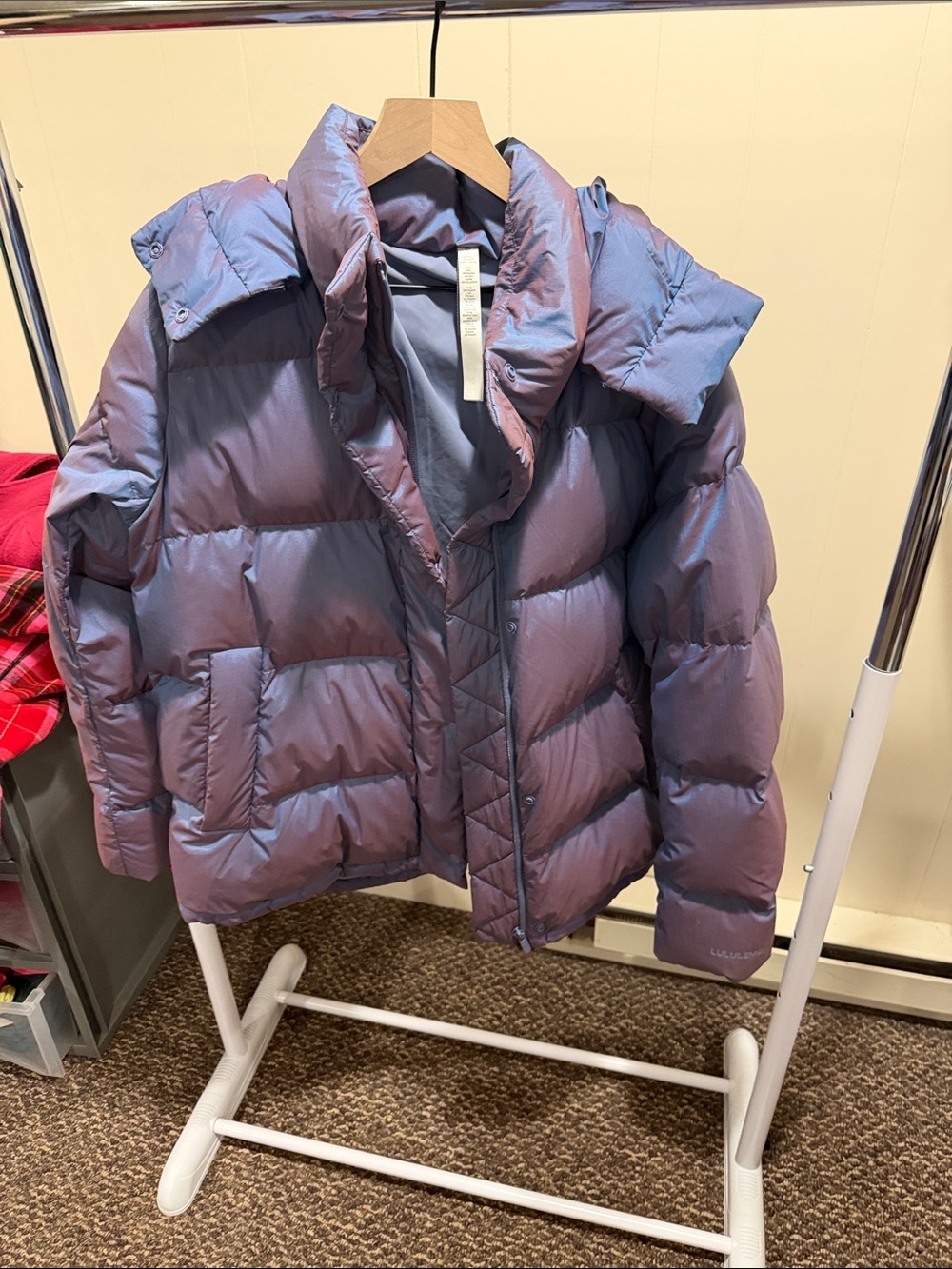 lululemon athletica WunderPuff Iridescent Mauve-Purple Jacket